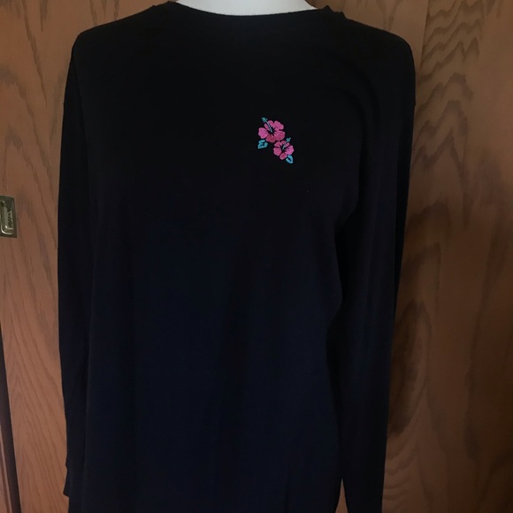 Black Long Sleeve - Picture 1 of 2